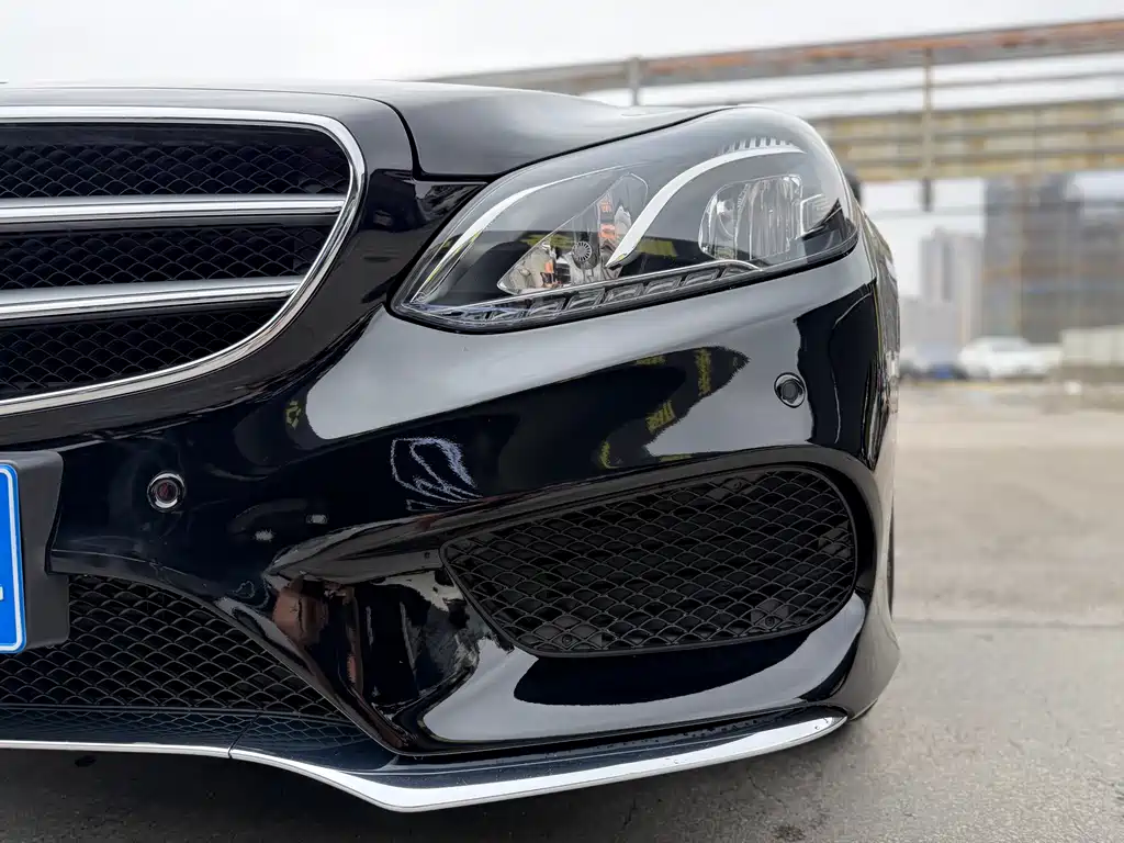 Mercedes-Benz E-Class 2014 — фото 18