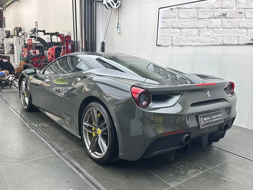 Ferrari 488 2019 — фото 3