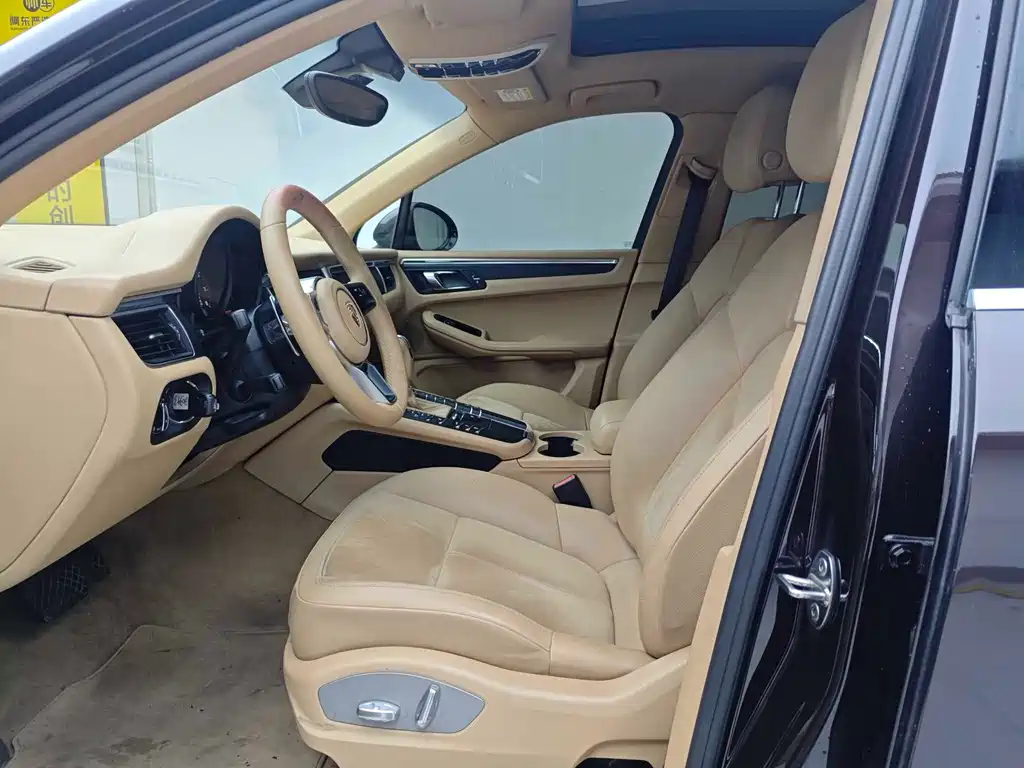 Porsche Macan 2015