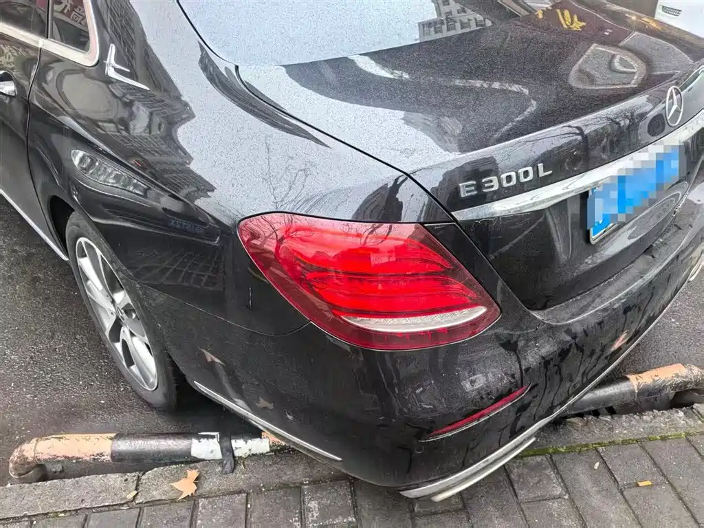 Mercedes-Benz E-Class 2018