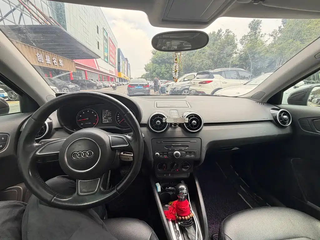 Audi A1 2015