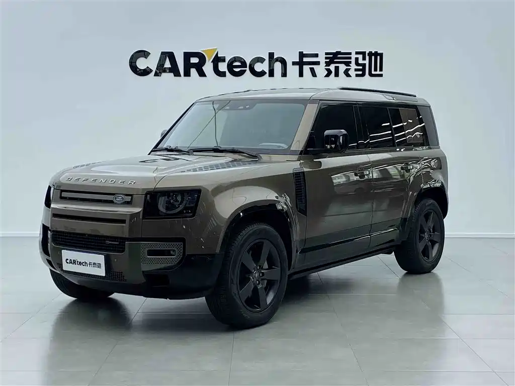 Land Rover Defender 2022