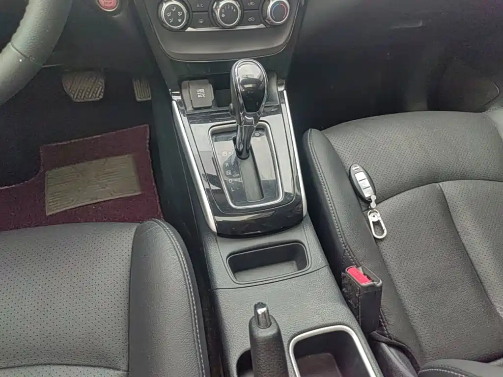 Nissan Sylphy 2018 — фото 14