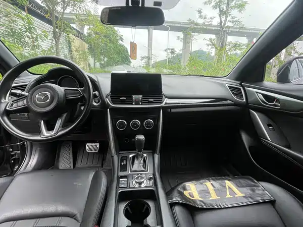 Mazda CX-4 2018