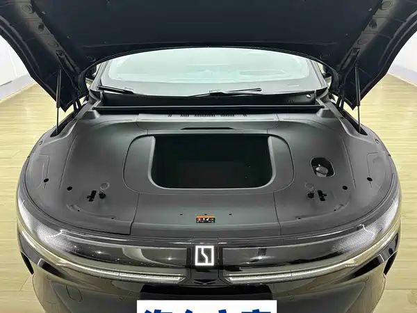 Zeekr 007GT 2025