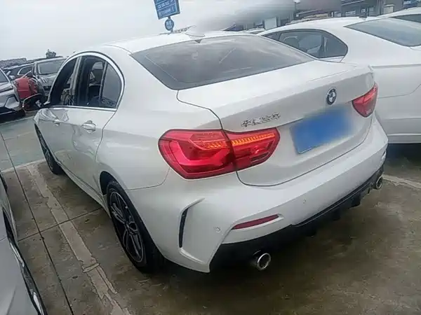BMW 1 Series 2022