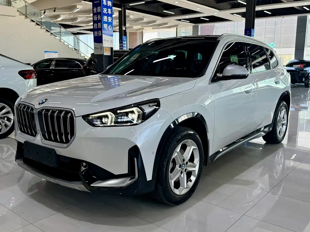 BMW X1 2023 — фото 1