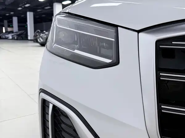 Audi Q2L 2022