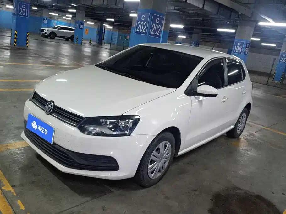 Volkswagen Polo 2017 — фото 1