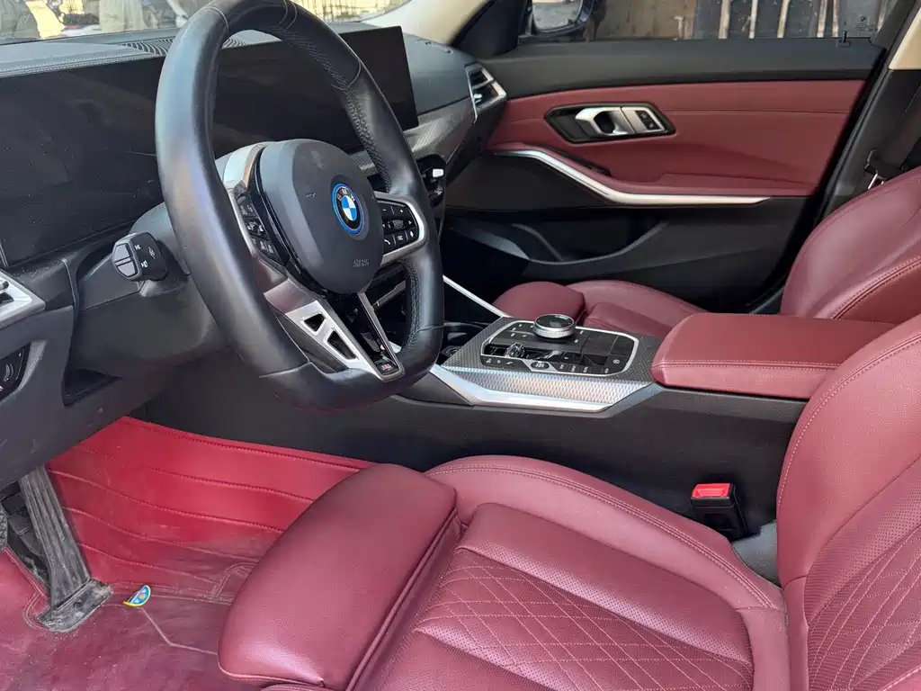 BMW i3 2025 — фото 4