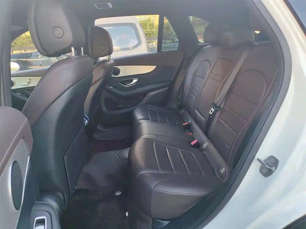 Mercedes-Benz GLC 2019 — фото 17