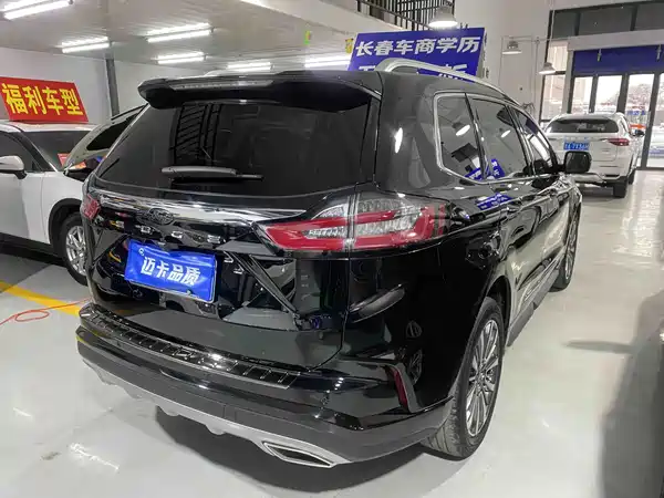 Ford Edge 2021