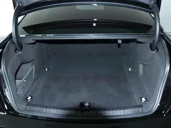 Audi A6L 2022