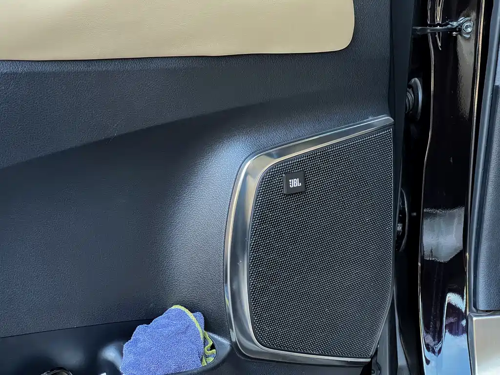 Toyota Vellfire 2019 — фото 11