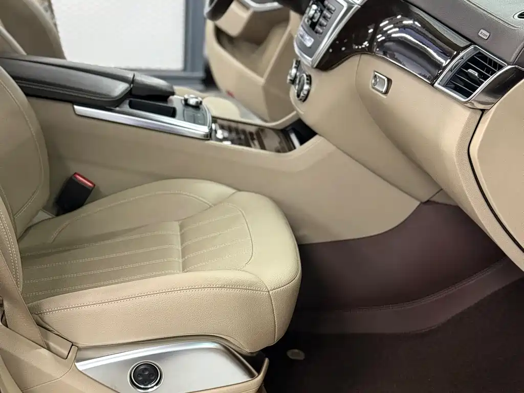 Mercedes-Benz GL-Class 2014 — фото 20
