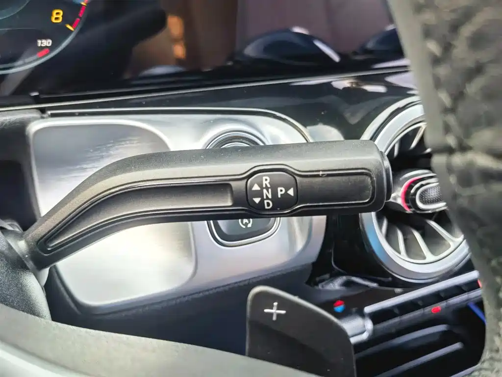 Mercedes-Benz GLB 2022 — фото 13