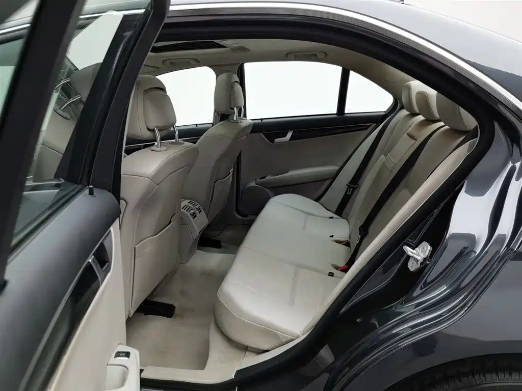 Mercedes-Benz C-Class 2014 — фото 15