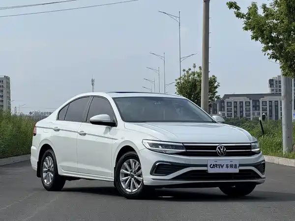 Volkswagen Bora 2023