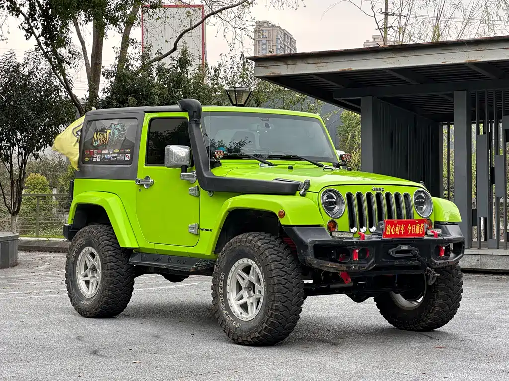Jeep Wrangler 2013 — фото 1