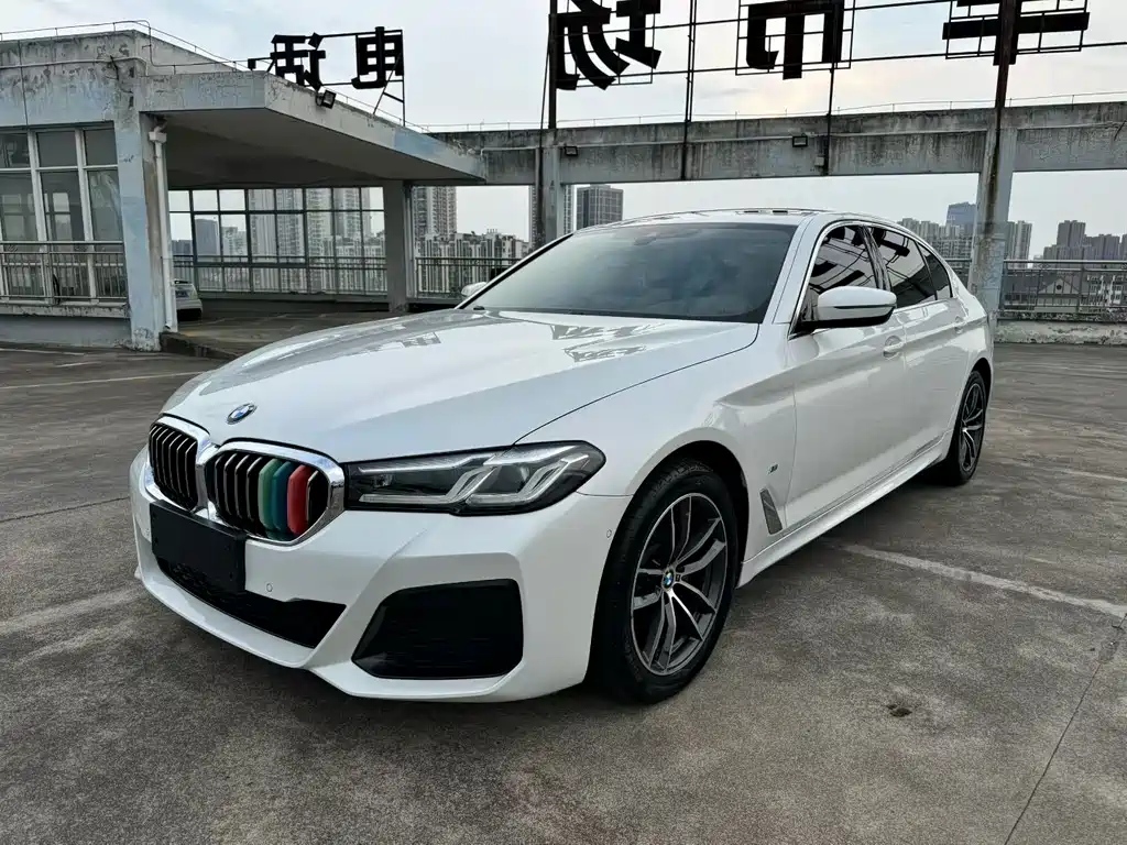 BMW 5 Series 2021