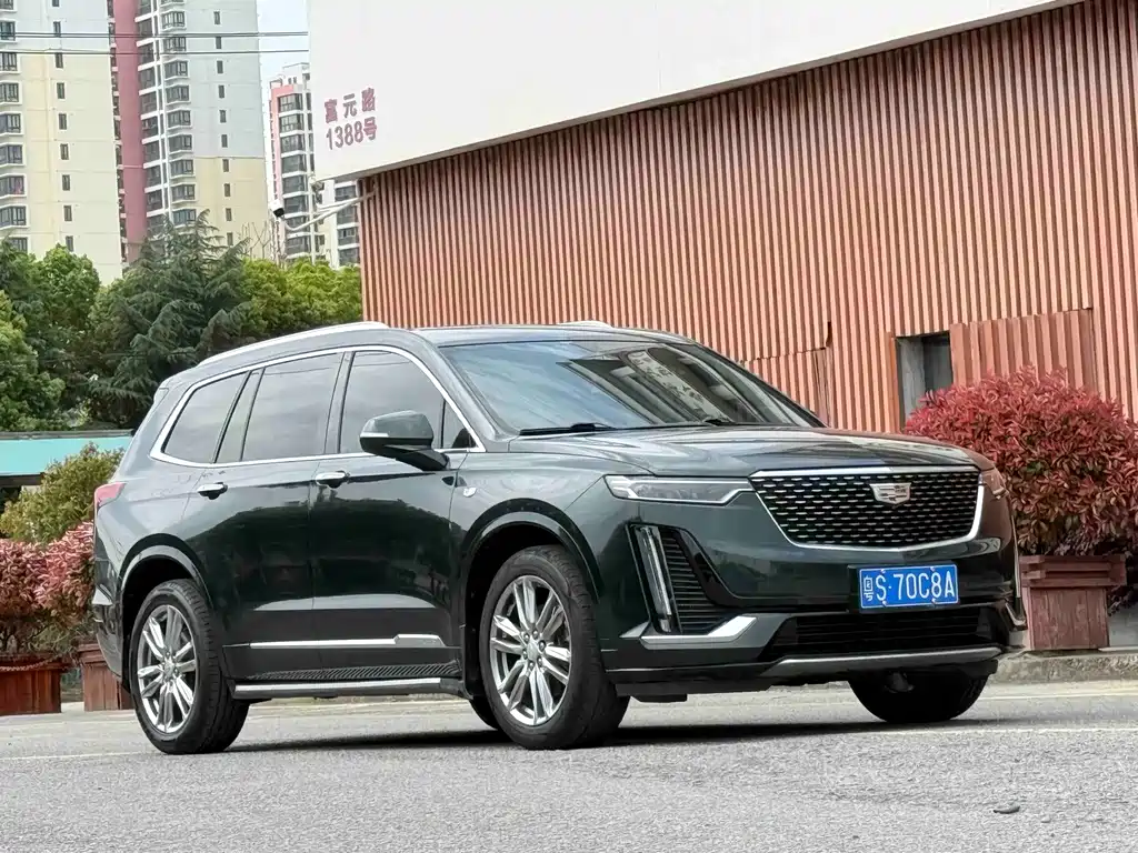Cadillac XT6 2022 — фото 10