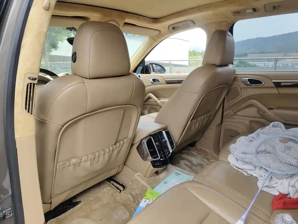 Porsche Cayenne 2015 — фото 11