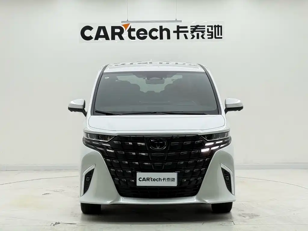 Toyota Alphard 2023 — фото 7