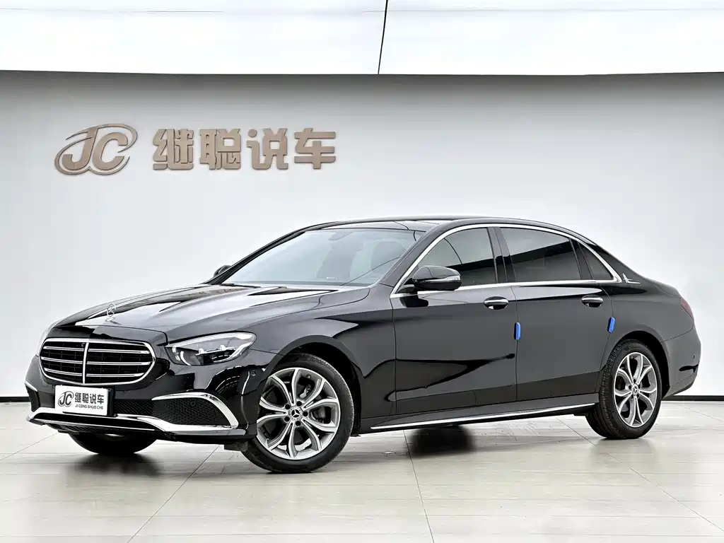 Mercedes-Benz E-Class 2023 — фото 1