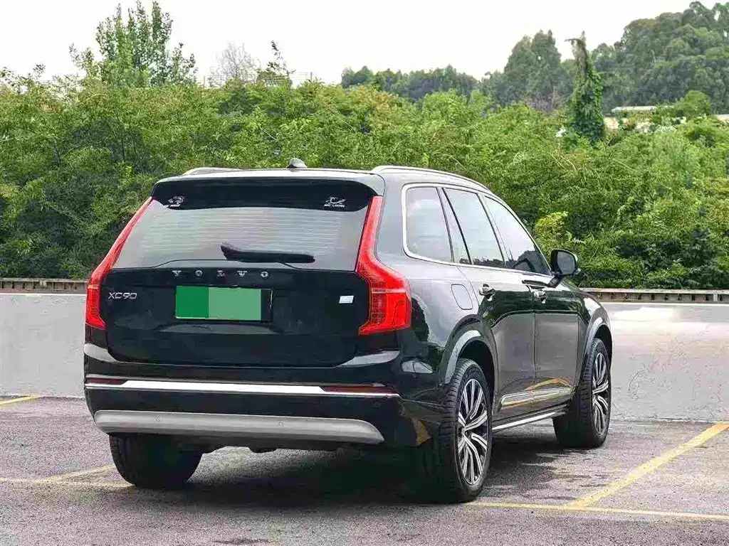 Volvo XC90 Plug-In Hybrid 2022 — фото 9