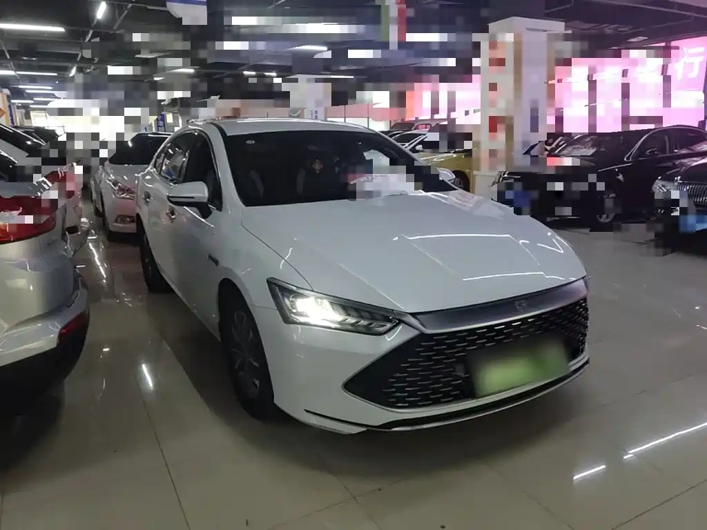 BYD Qin PLUS 2023 — фото 4