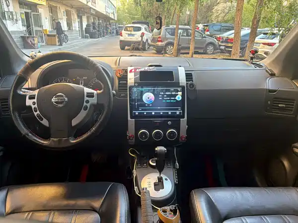 Nissan X-Trail 2012