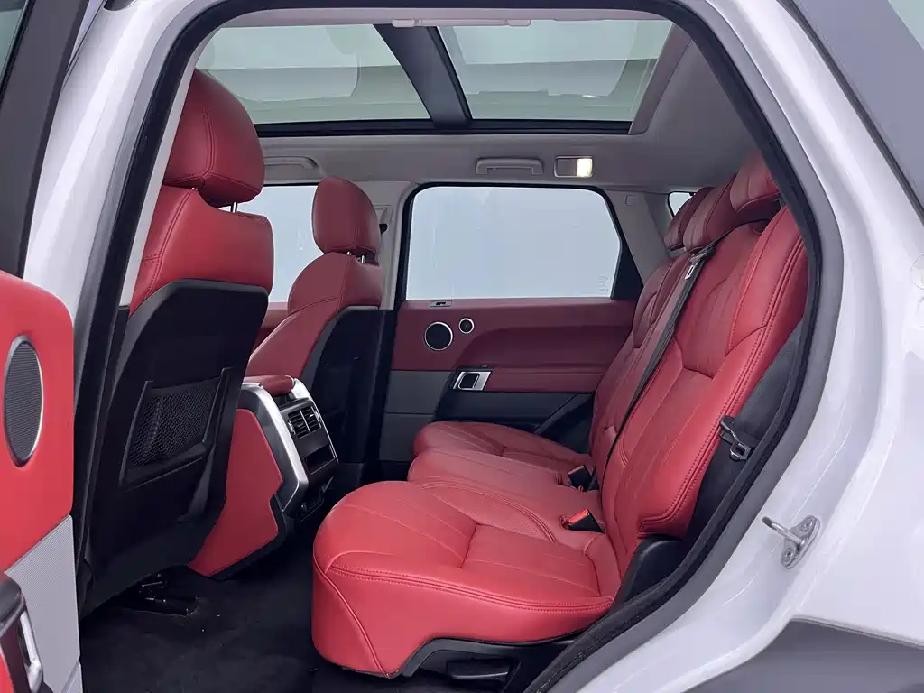 Land Rover Sport 2018 — фото 20