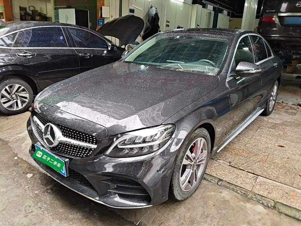 Mercedes-Benz C-Class 2021