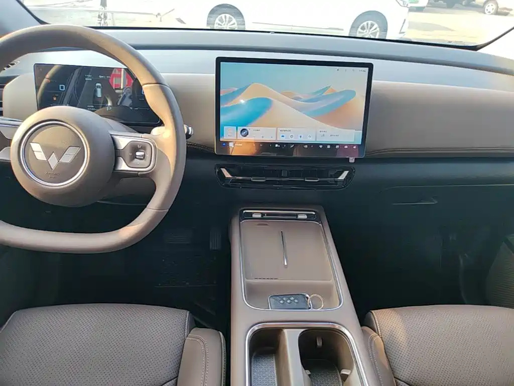 Wuling Starlight 730 New Energy 2025 — фото 13
