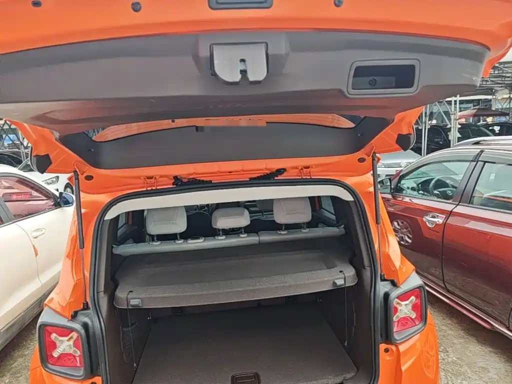 Jeep Renegade 2016 — фото 19