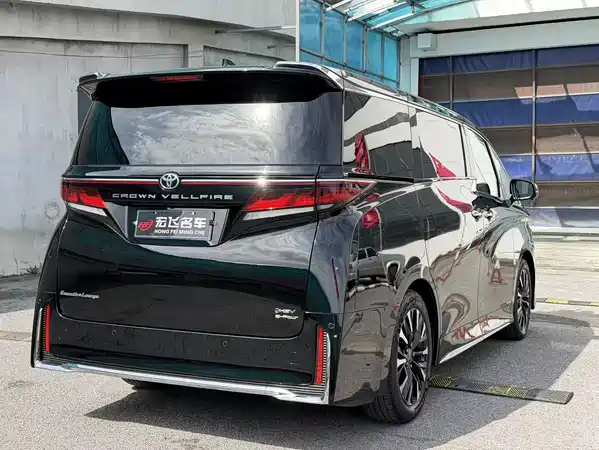 Toyota Vellfire 2023