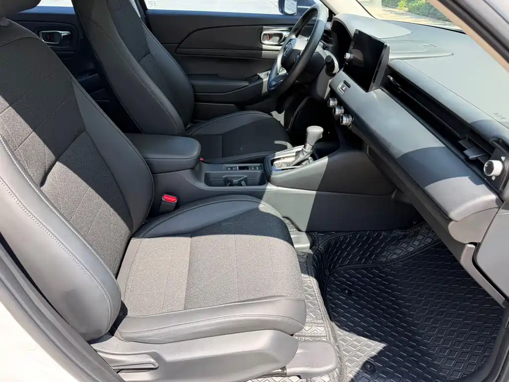 Honda Vezel 2023 — фото 15