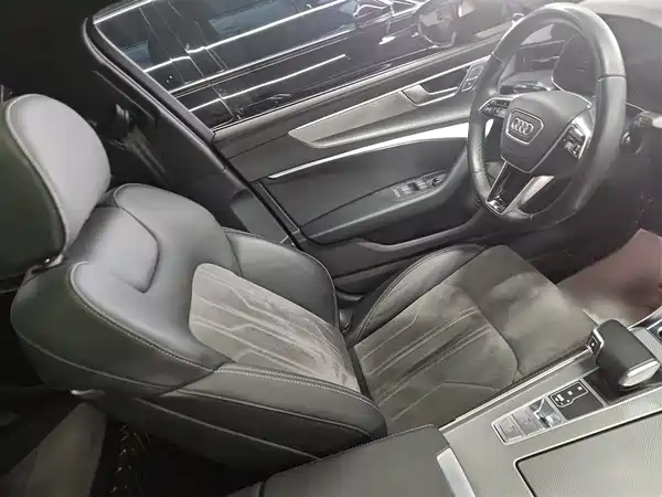 Audi A6L 2023