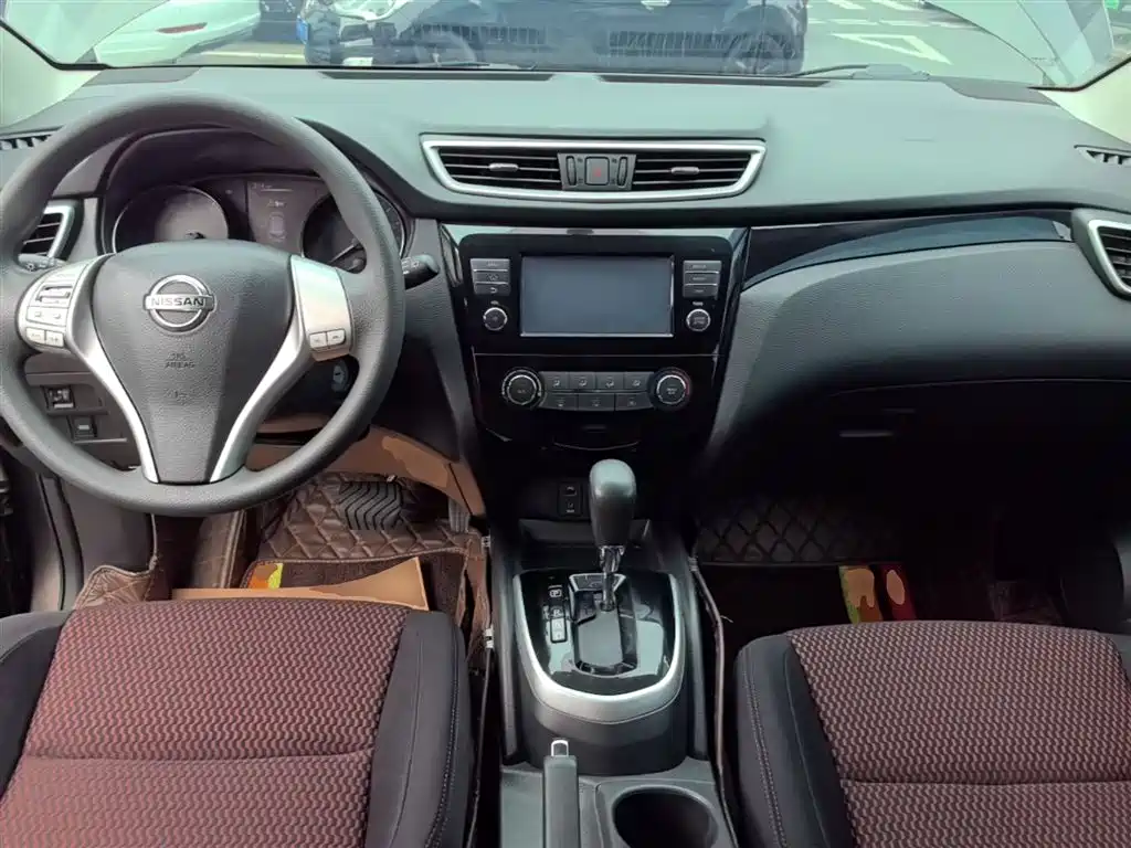 Nissan Qashqai 2018 — фото 10