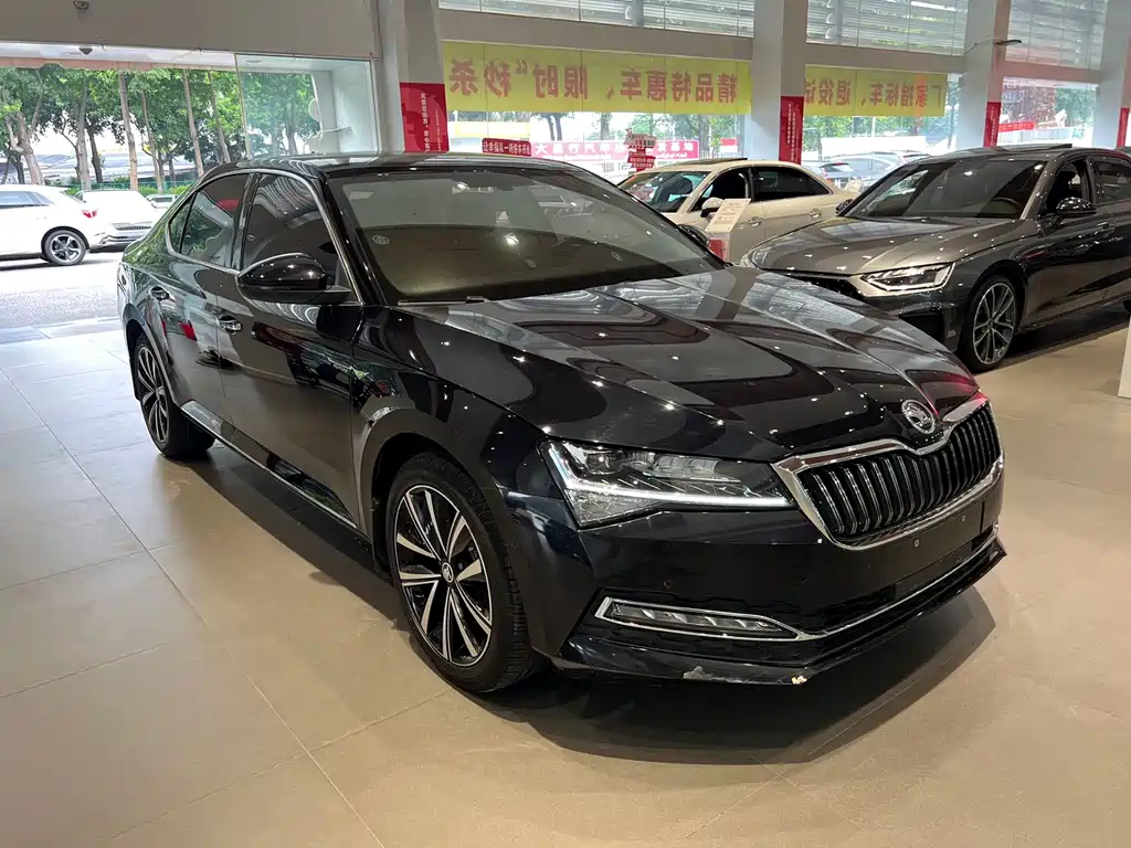 Skoda Superb 2023