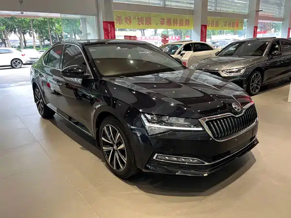 Skoda Superb 2023