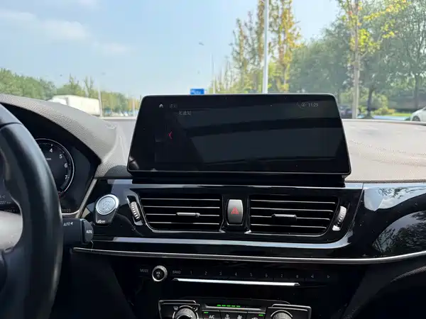 BMW 1 Series 2023