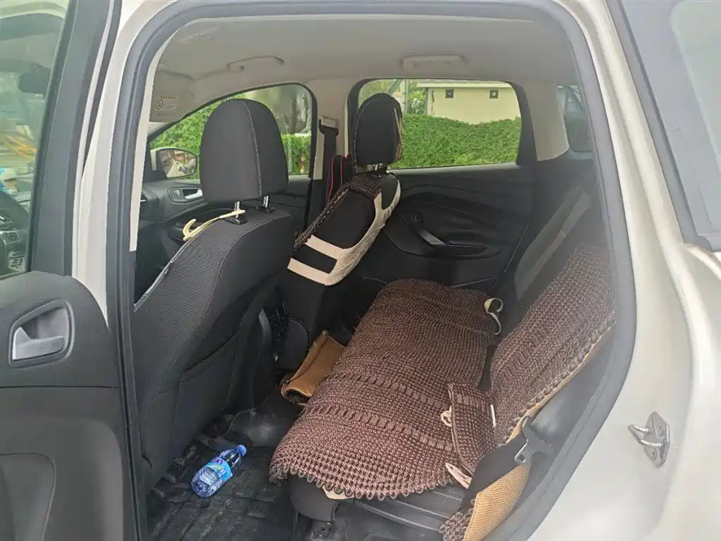 Ford Kuga 2016