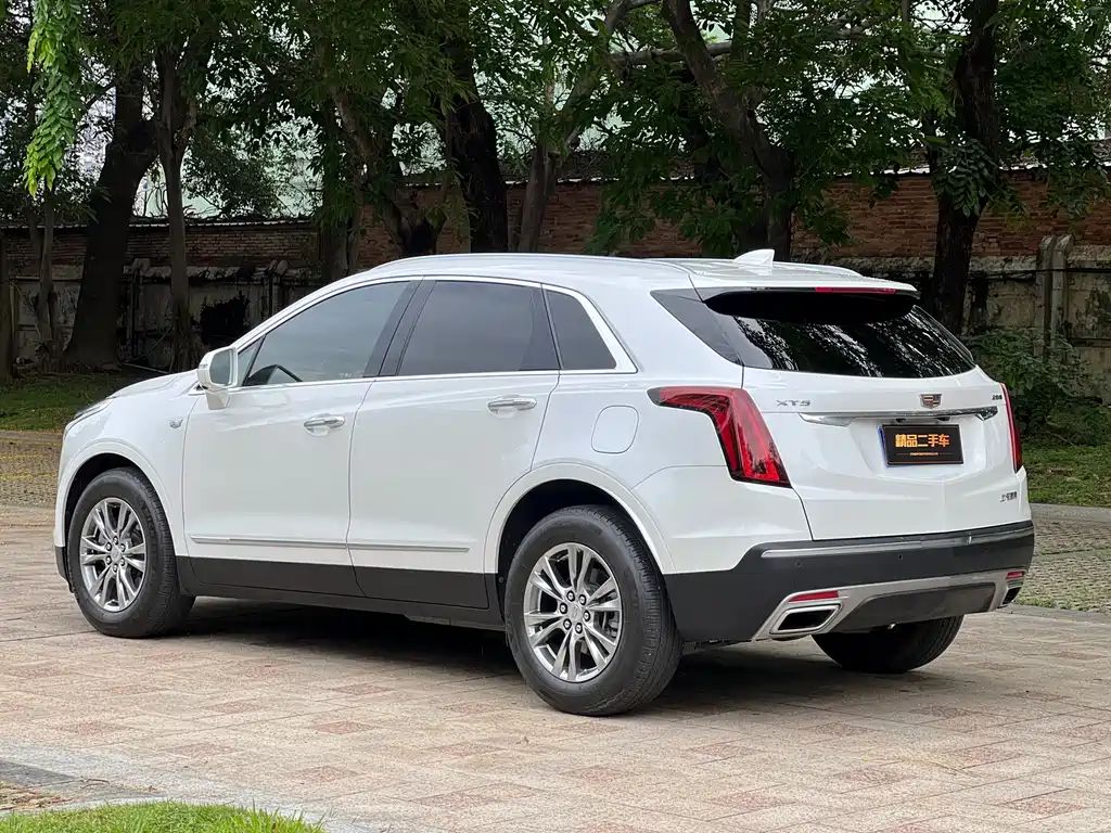 Cadillac XT5 2020 — фото 7