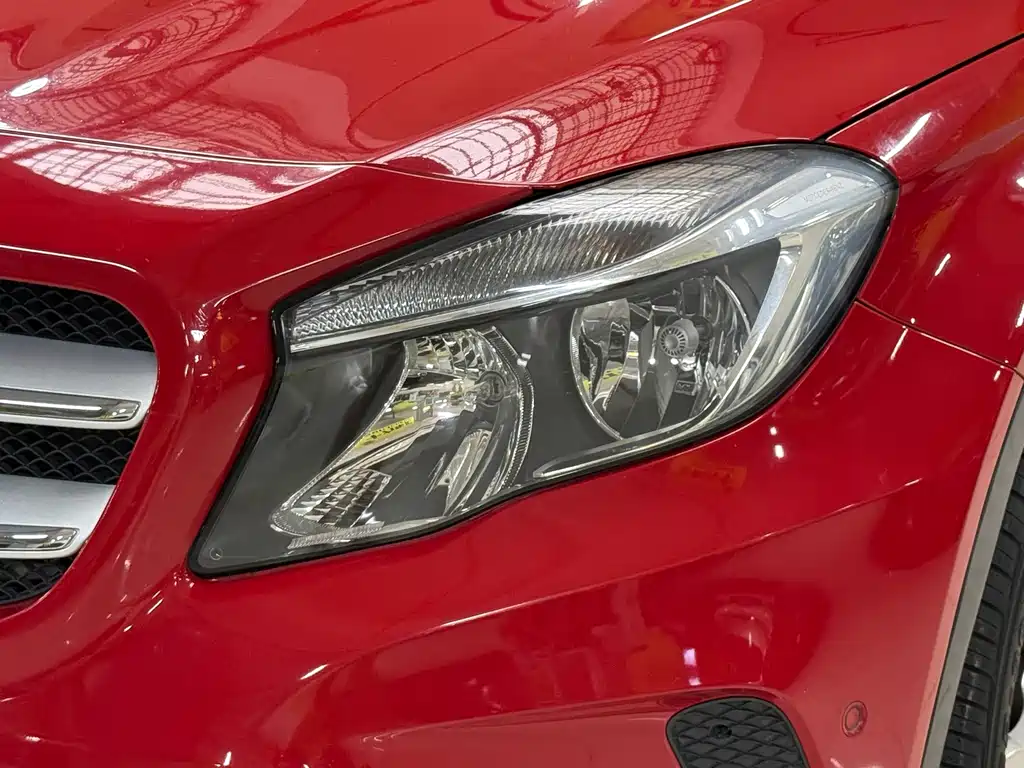 Mercedes-Benz GLA 2016