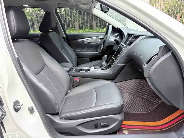 Infiniti Q50L 2023