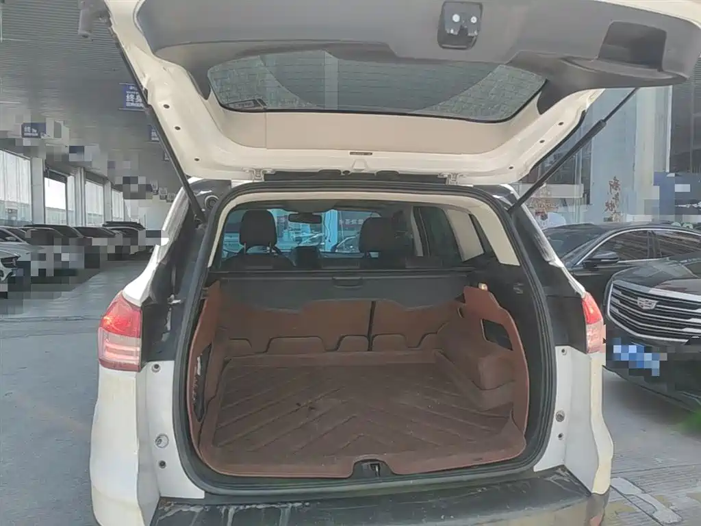 Ford Kuga 2016 — фото 19