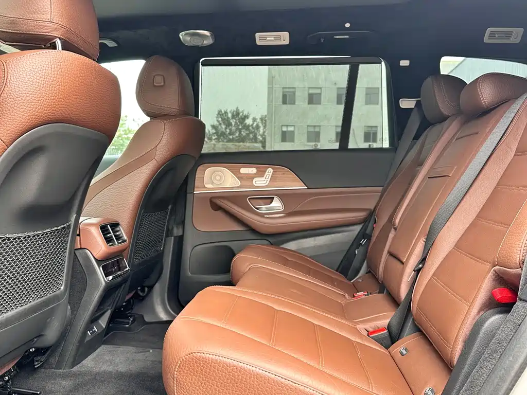 Mercedes-Benz GLS 2024 — фото 16