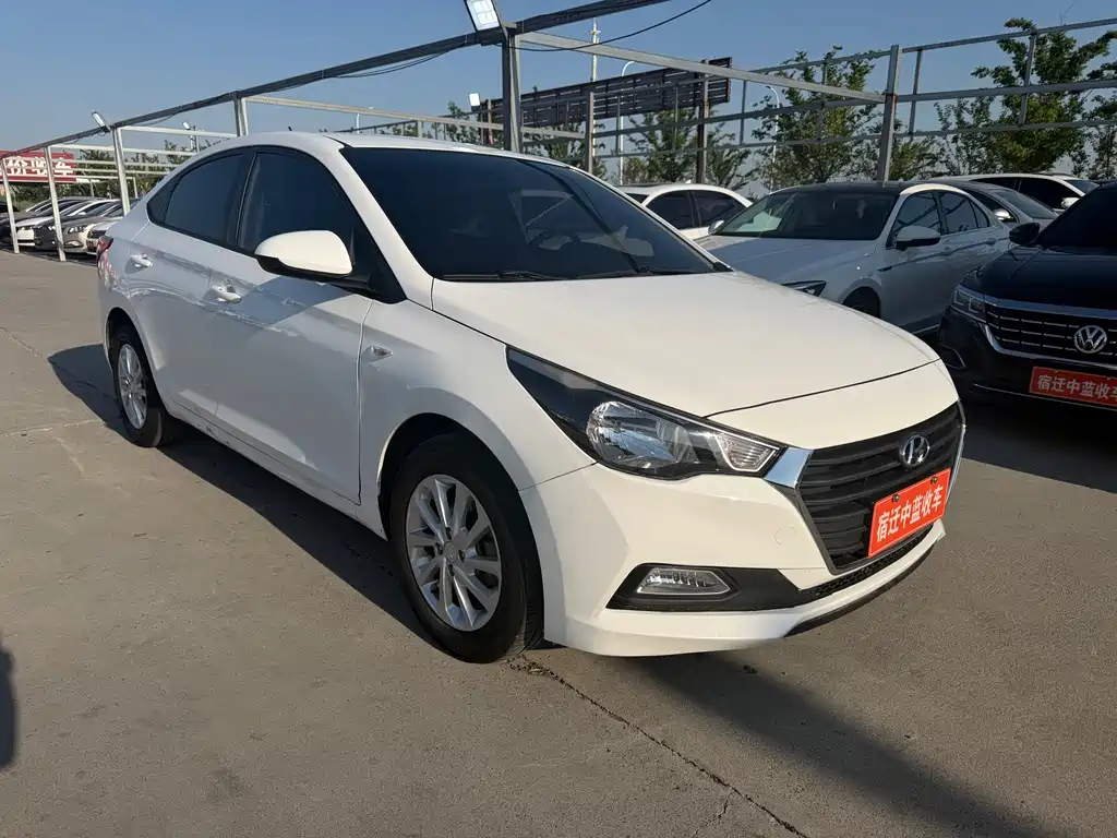 Hyundai Verna 2017 — фото 3