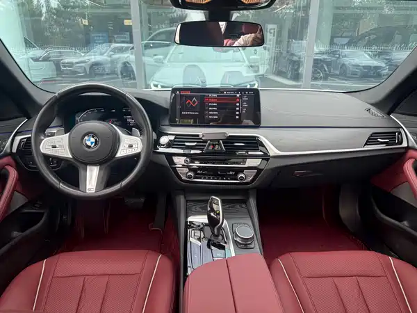 BMW 5 Series 2023